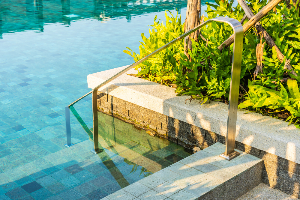 Rolul vital al hidroizolației în construcția piscinelor