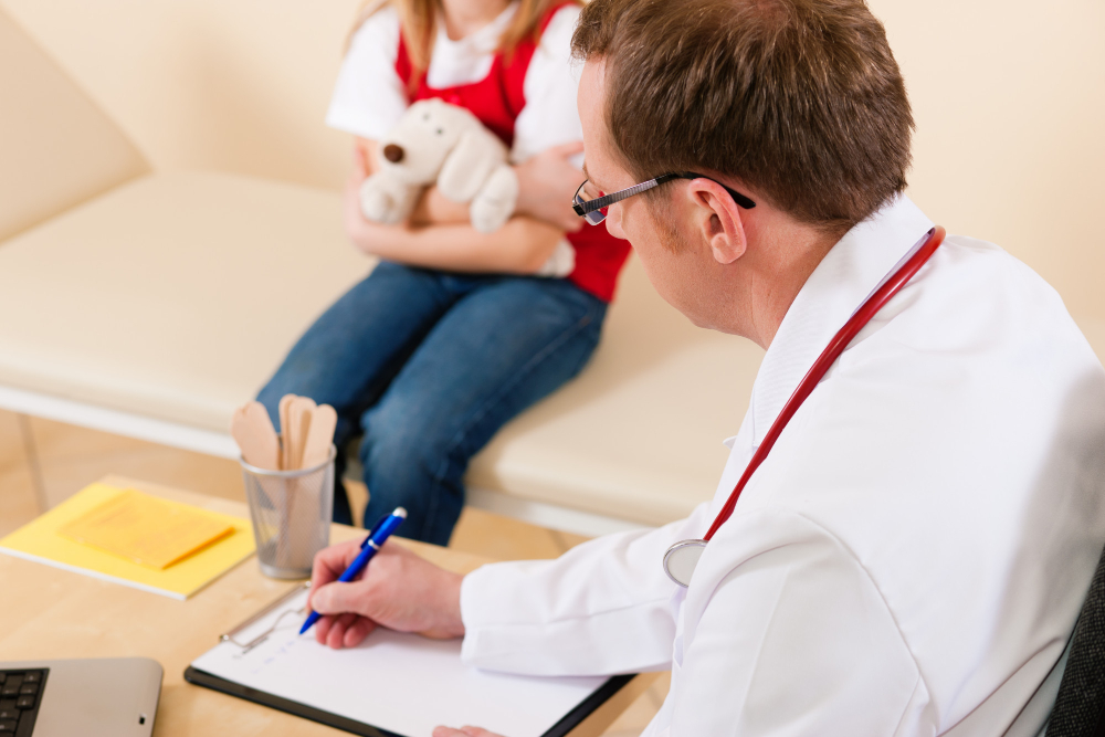Analizele de urină și scaun la copii: Când sunt necesare