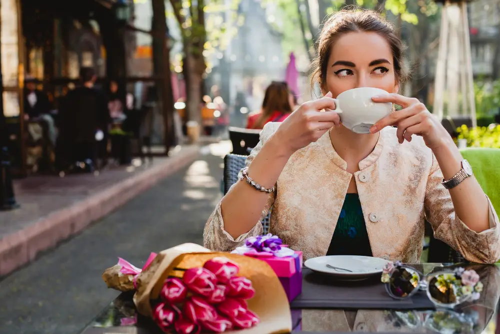Destinațiile perfecte pentru cei care iubesc străduțele vechi și cafenelele ascunse